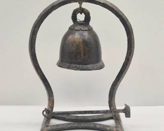 106 VintageHandForgedDecorativeIronBellwithArchedStandStriker