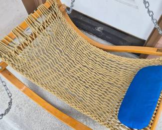 78 NagsHeadPorchHammockHandcraftedCoastalComfortBeamMount