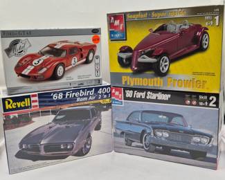 41 ModelKitsFirebirdFordPlymouthEarly2000sSealed