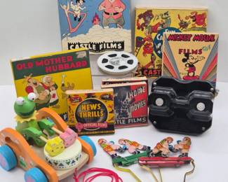 125 VintageNostalgia8mmCastleFilmsViewMasterClassicToys