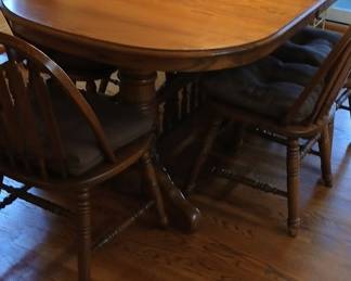 Richardson Brothers Oak Dining Set