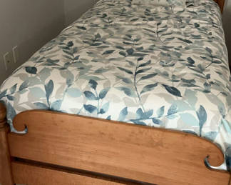 Lot 6: Vintage Solid Maple Wood Twin Bed Frame, Includes Mattress And Bedding