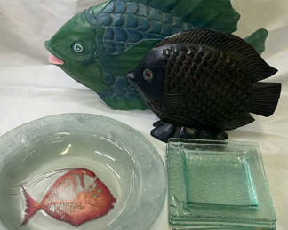 Lot 29: Fish Decor