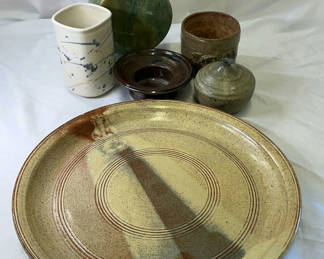Lot 25: Ceramic pottery, some signed,