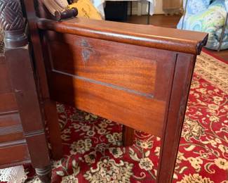 Closer look at bench at the end of the bed