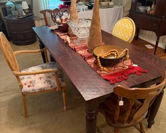 Farm table