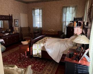 Downstairs bedroom