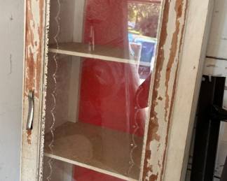 Closer view of cabinet