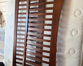 Shaker style head/foot board