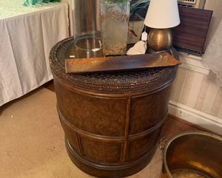 Rattan barrel table