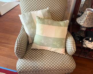 Side chair