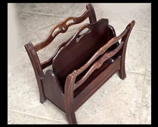Butler Style Canterbury Wooden Magazine Rack