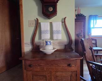 Oak Wash Stand