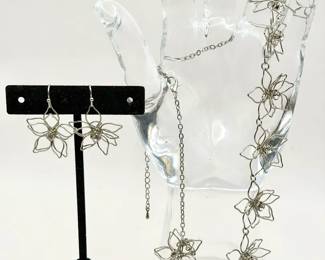 Silver Tone Floral Necklace & Earring Set
