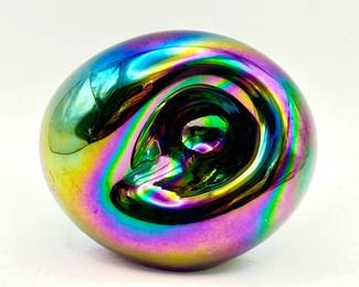 Signed Robert Eickholt Vintage Iridescent Art Glass Paperweight