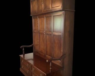 Henredon Salem Collection Solid Cherry Traditional Chippendale Style Hall Tree with Storage fourth image