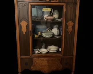 Queen Anne Style Burl Wood Inlay China Cabinet
