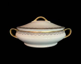 Paul Mller Selb Bavaria Porcelain Dinnerware Set third image