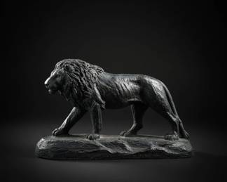 MidCentury Vintage Cast Iron Lion Sculpture fourth image