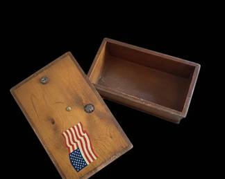 Vintage Patriotic Wooden Keepsake Box third image