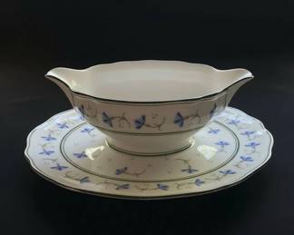 Ceralene A. Raynaud et Cie Limoges Sauce Boat with Underplate fourth image