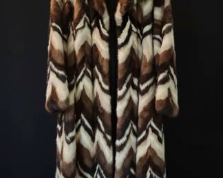 Vintage Sistovaris of Athens Chevron Pattern Mink Fur Coat