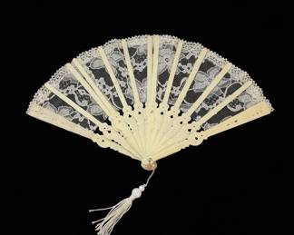 Vintage Lace and Celluloid Folding Fan