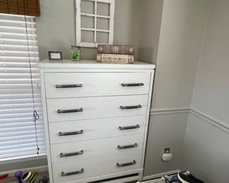 Pair of 5-drawer dresser (priced separate)