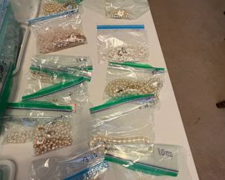 bagged assorted vinatage necklaces