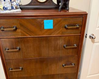 Mid century chest of drawers