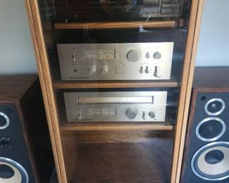 Stereo cabinet