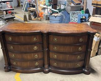 Bernhardt dresser