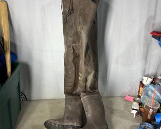 Wadding boots