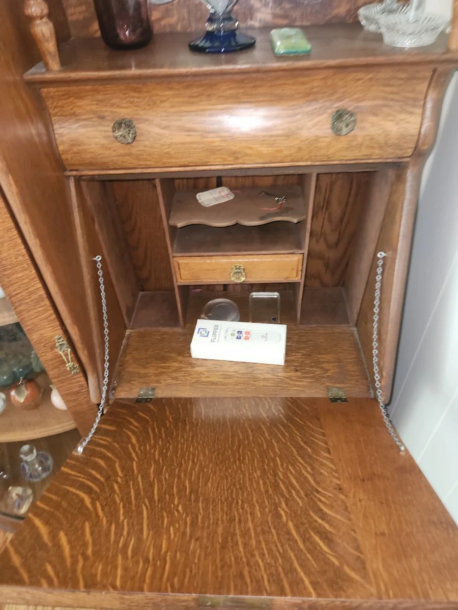 Blue Moon Toledo Sale! Collectables, Racing... starts on 10/30/2026