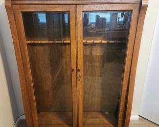Gun cabinet