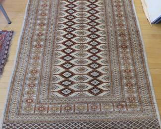 (BID ITEM) 6.2'x4.2 Bokhara rug