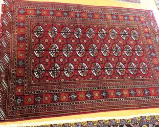 (BID ITEM) 6.5'x4.3 red Bokhara rug
