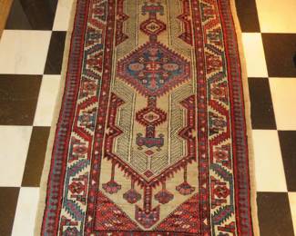 (BID ITEM) 6.10'x3.4' Serab rug
