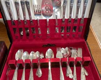 Silverware set