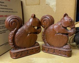 Squirrel book ends