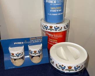 Vintage Pyrex, wear new