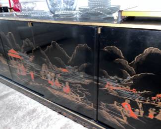 Chinosorie sideboard