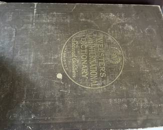 Webster’s New International Dictionary, Second Edition, Unabridged Large vintage Webster’s New International Dictionary, Second Edition, Unabridged.
