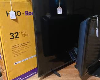 Three TVs like new!