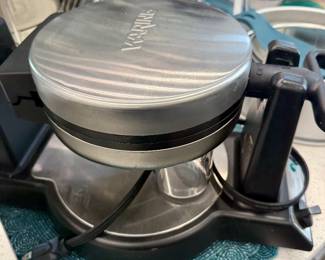Waring Pro Rotary Belgian Waffle Maker