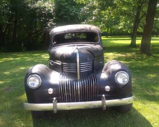 1937 Chrysler Desoto 2 with 301 Poly engine