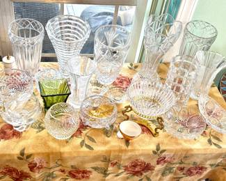 Crystal vases and dishes 