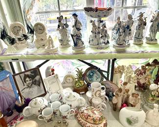 Vintage figurines / music figurines too