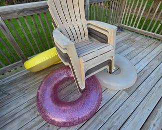 adirondeck resin chairs