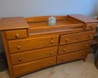Knotty pine